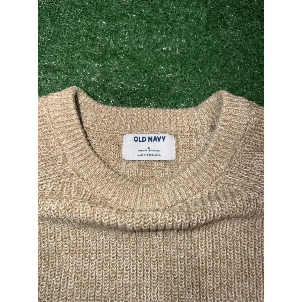 Old Navy Men's Beige Crewneck Knit Sweater Size Small‎ Oatmeal